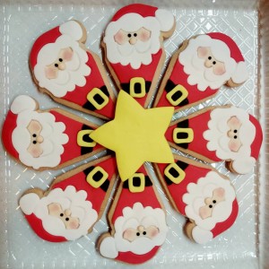 Santa cookies pizza