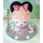 Giant cupcake Minnie Mouse