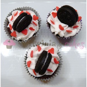 Mini cupcakes με mini μπισκοτάκια